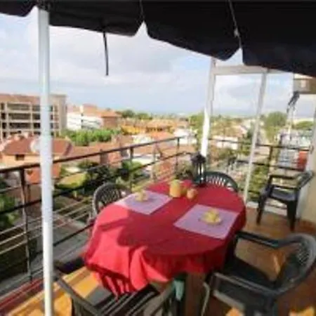 Lluis Millet  21 Hotel